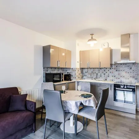 Port De La Gavine-28 By Interhome شقة Hyères